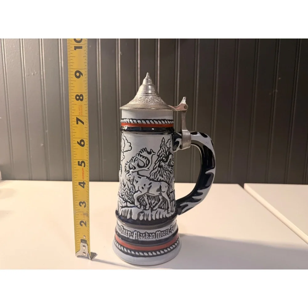 Avon wilderness stein blue